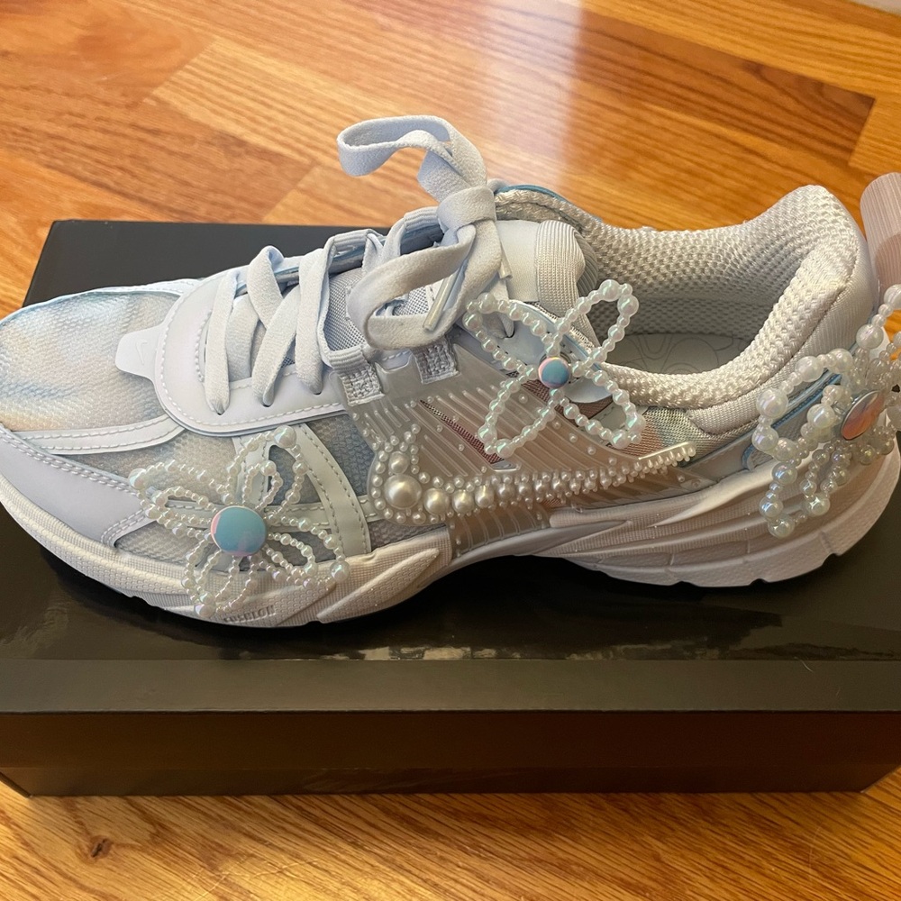 Nike V2K Run in Blue Tint and Multi-Color